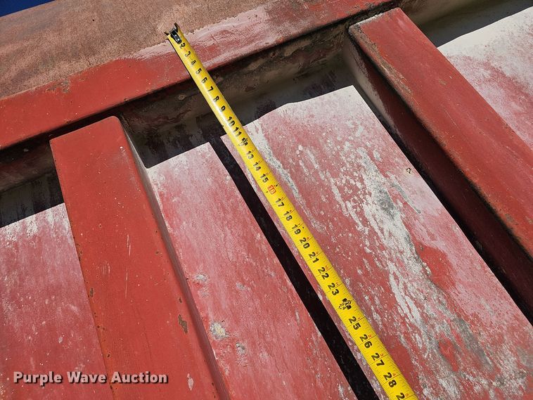 image for item OJ9145 1986 Ford LT9000 dump truck