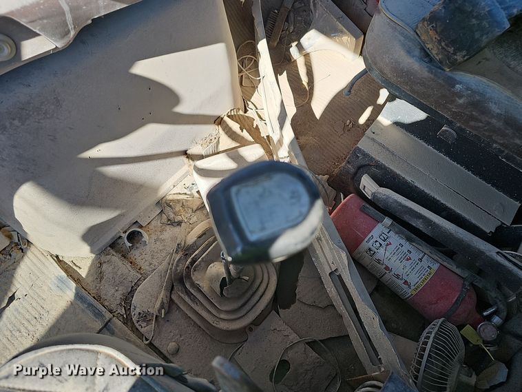 image for item OJ9145 1986 Ford LT9000 dump truck