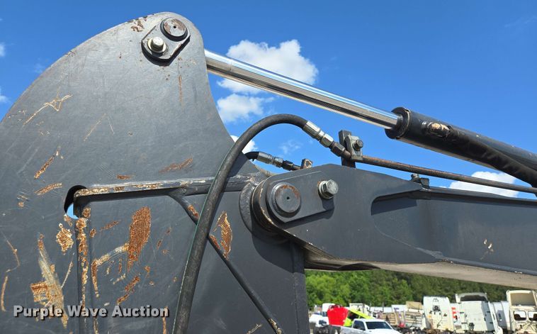 image for item YA0535 2022 John Deere 50G mini excavator