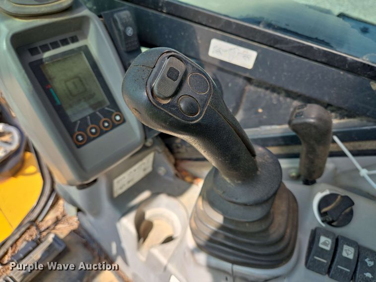 image for item YA0535 2022 John Deere 50G mini excavator