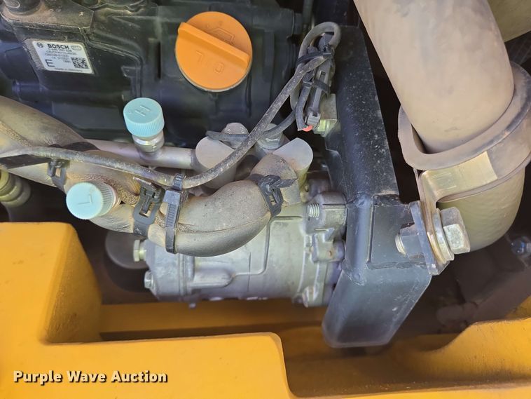 image for item YA0535 2022 John Deere 50G mini excavator