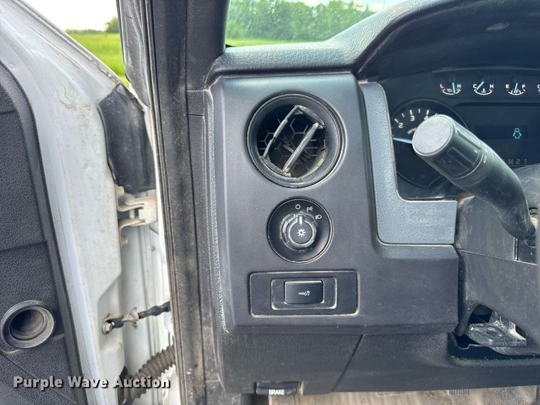 image for item DH9952 2012 Ford F150 pickup truck