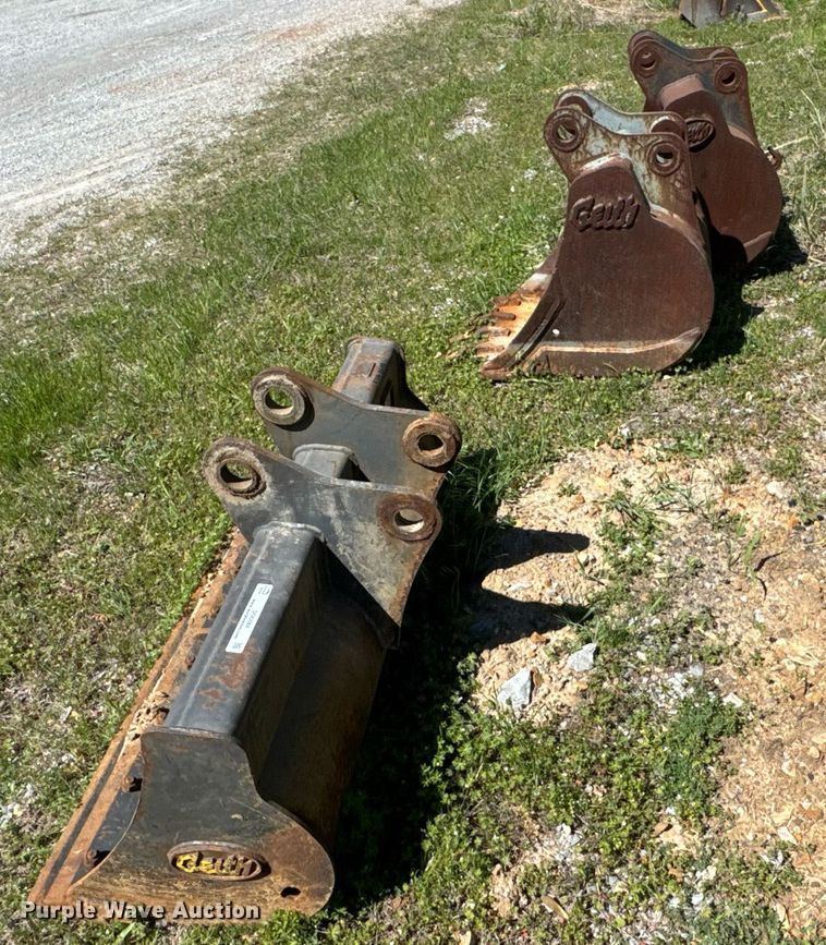 image for item DO0884 (3) Geith buckets