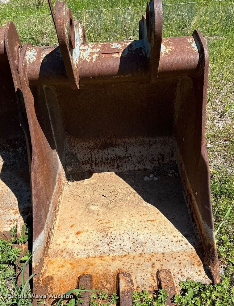 image for item DO0884 (3) Geith buckets