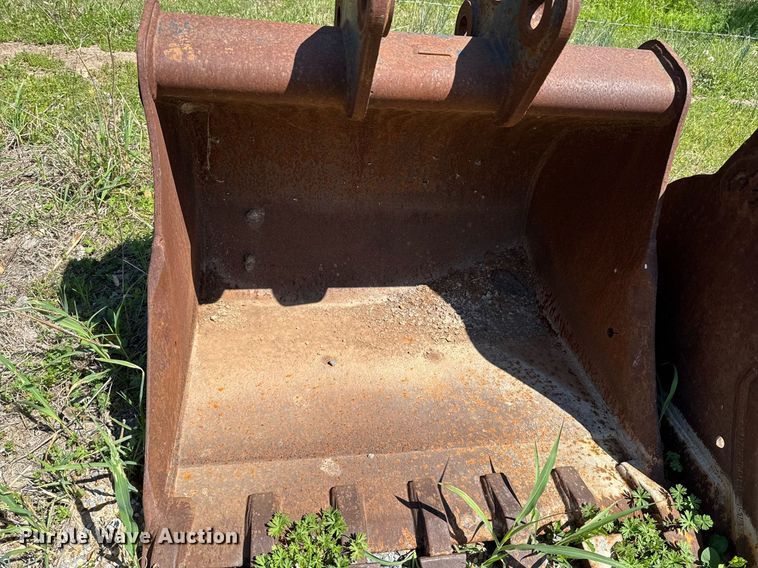 image for item DO0884 (3) Geith buckets