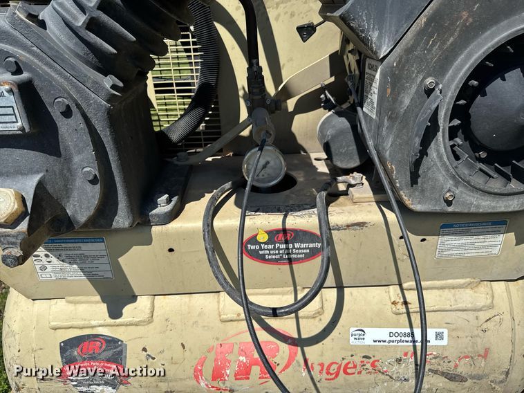 image for item DO0885 Ingersoll Rand 2475F12.5G air compressor