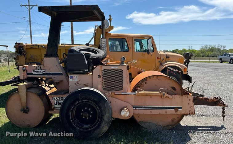 image for item DO0887 1999 Ferguson 46A double drum roller