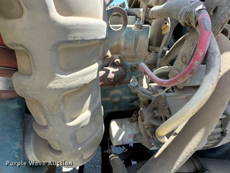 image for item DO0889 1996 International 4700 dump truck