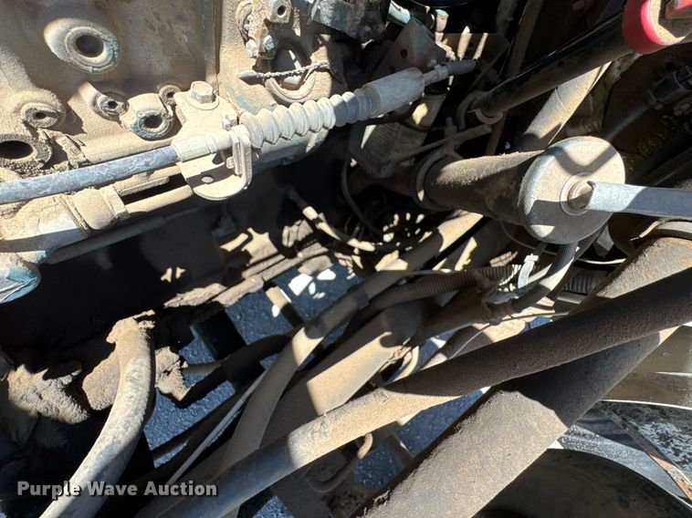 image for item DO0889 1996 International 4700 dump truck