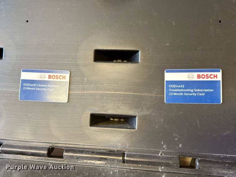 image for item DO0891 Bosch DCU 100 diagnostic scanner