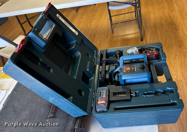 image for item DO0892 Bosch GRL 245 HV self-leveling rotary laser