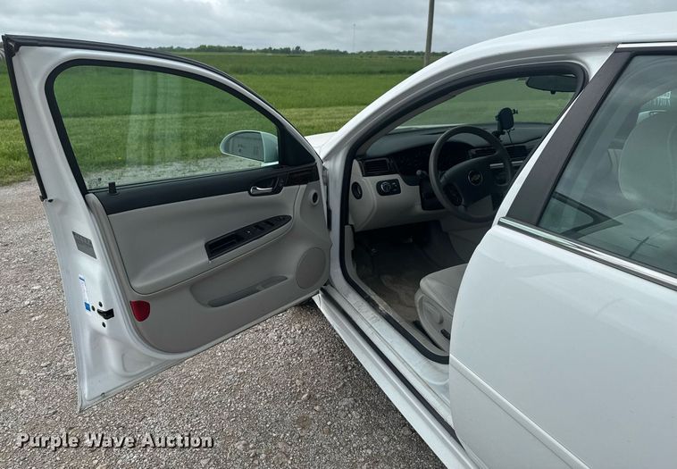 image for item DO0993 2014 Chevrolet Impala Limited 