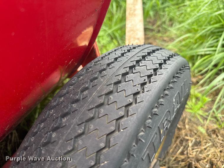 image for item DO0994 Gehl Hi-Throw FB88 silage blower