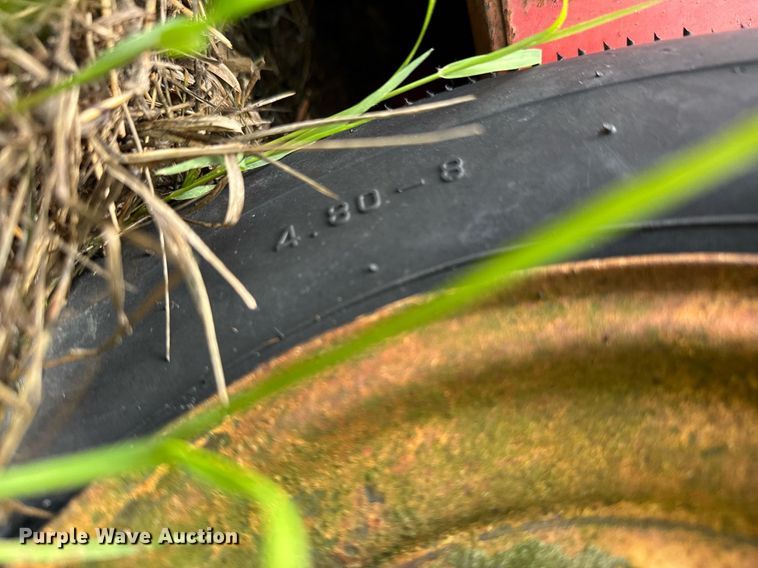 image for item DO0994 Gehl Hi-Throw FB88 silage blower