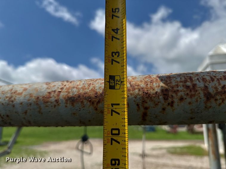 image for item DO0995 WW livestock chute