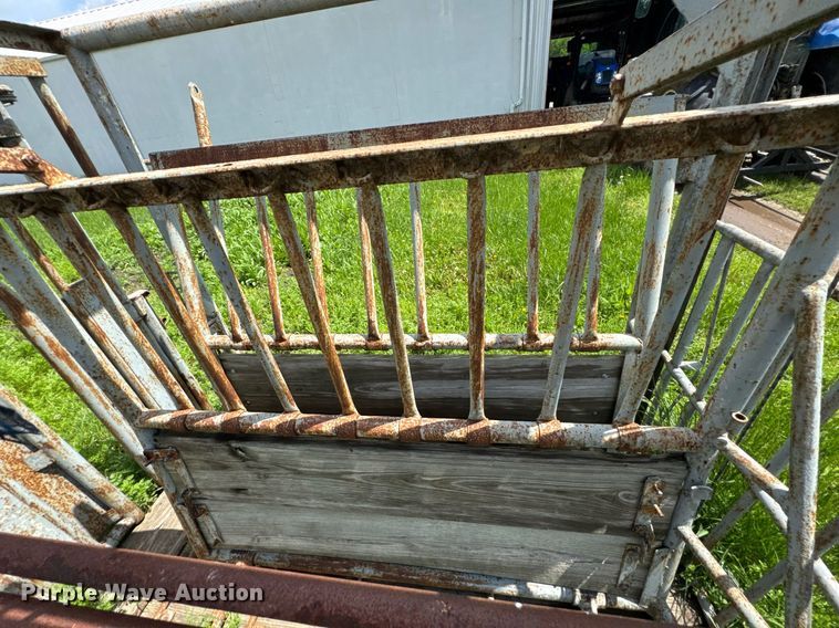 image for item DO0995 WW livestock chute