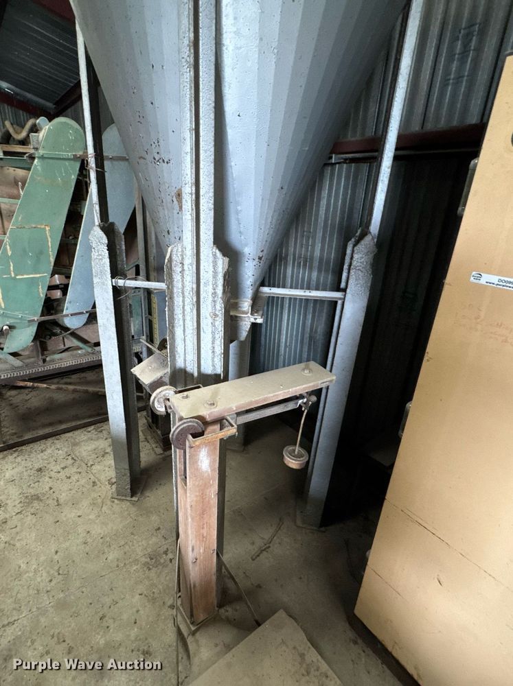 image for item DO0999 Seed handling equipment