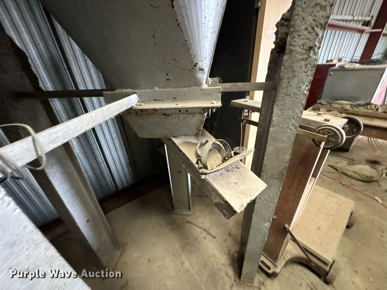 image for item DO0999 Seed handling equipment