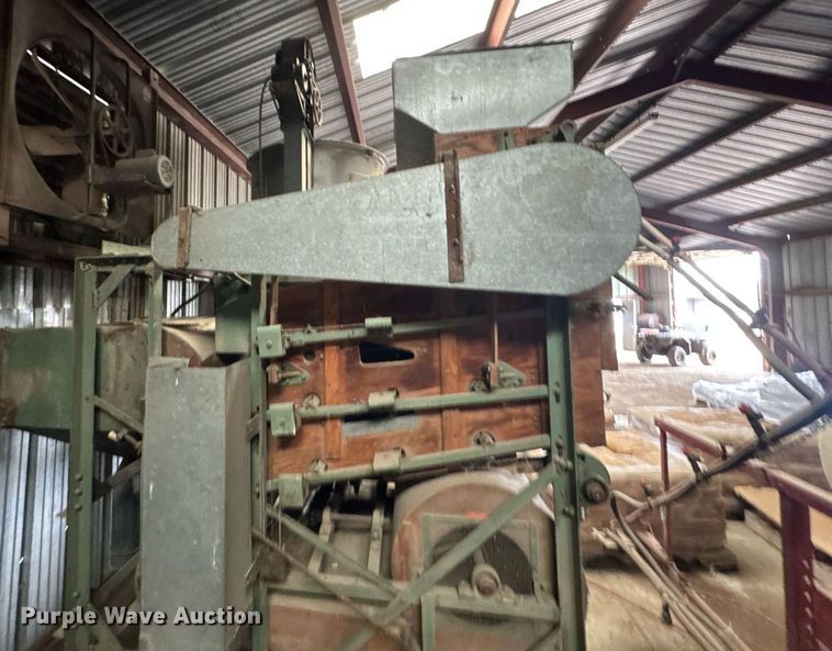 image for item DO0999 Seed handling equipment