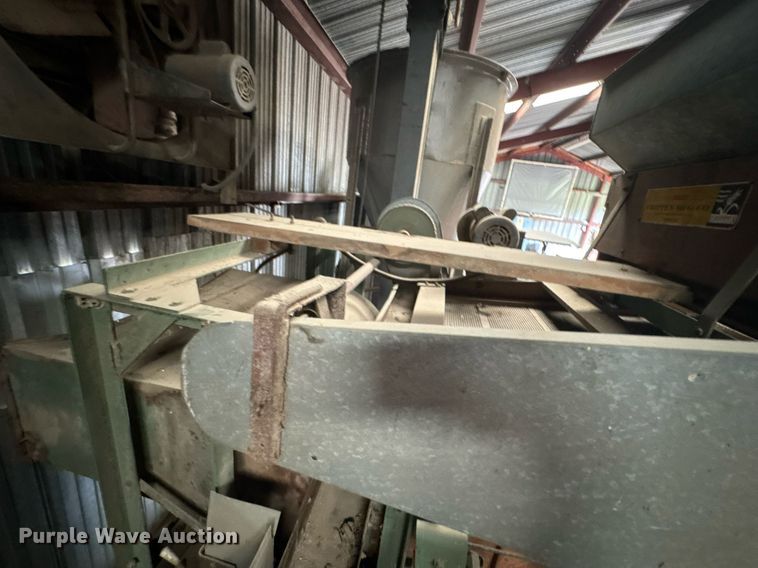 image for item DO0999 Seed handling equipment