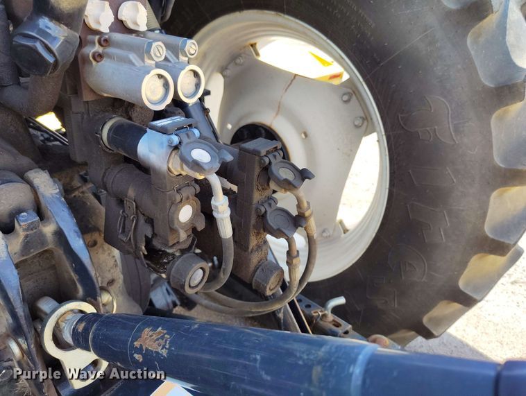 image for item DP4939 2013 New Holland TS6.110 MFWD tractor