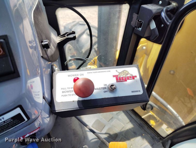 image for item DP4939 2013 New Holland TS6.110 MFWD tractor