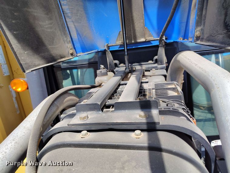 image for item DP4939 2013 New Holland TS6.110 MFWD tractor