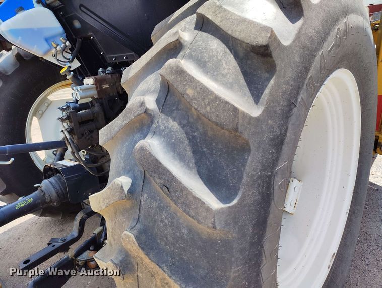 image for item DP4939 2013 New Holland TS6.110 MFWD tractor
