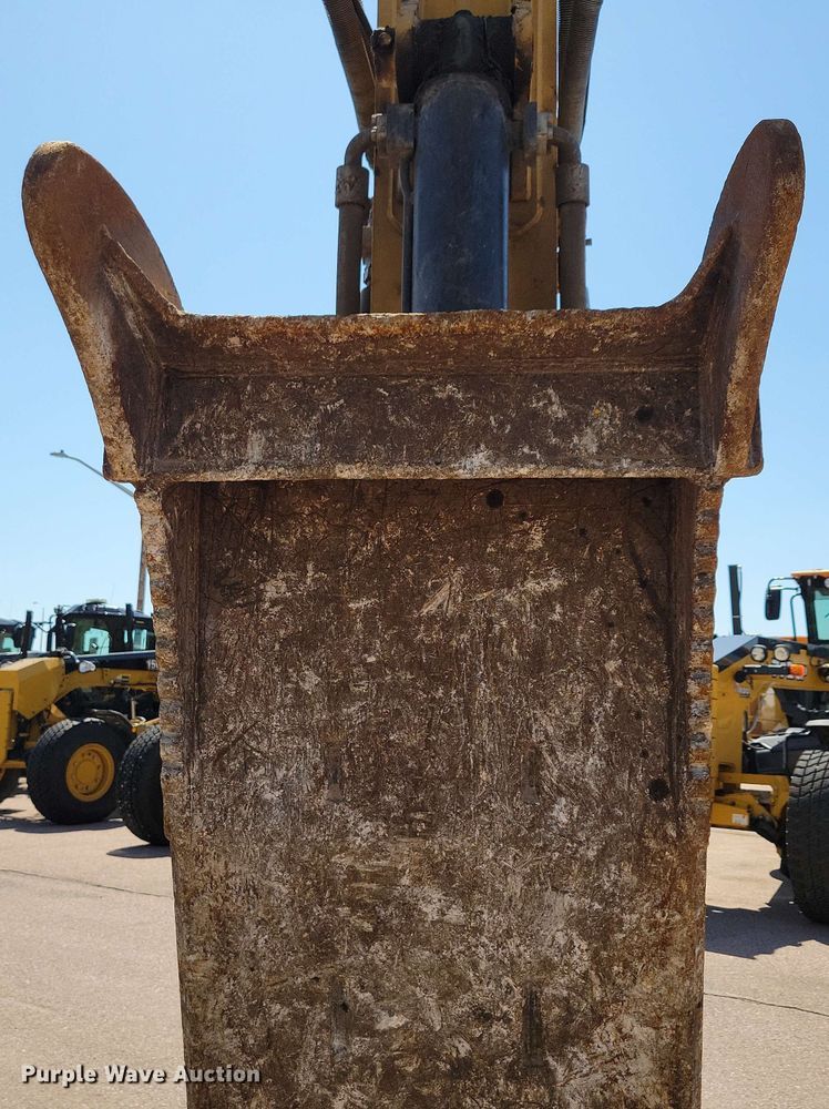 image for item DR4472 2015 Caterpillar 336F excavator