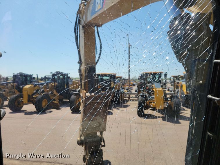 image for item DR4472 2015 Caterpillar 336F excavator