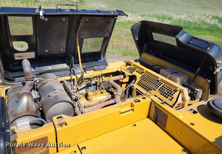 image for item DR4472 2015 Caterpillar 336F excavator