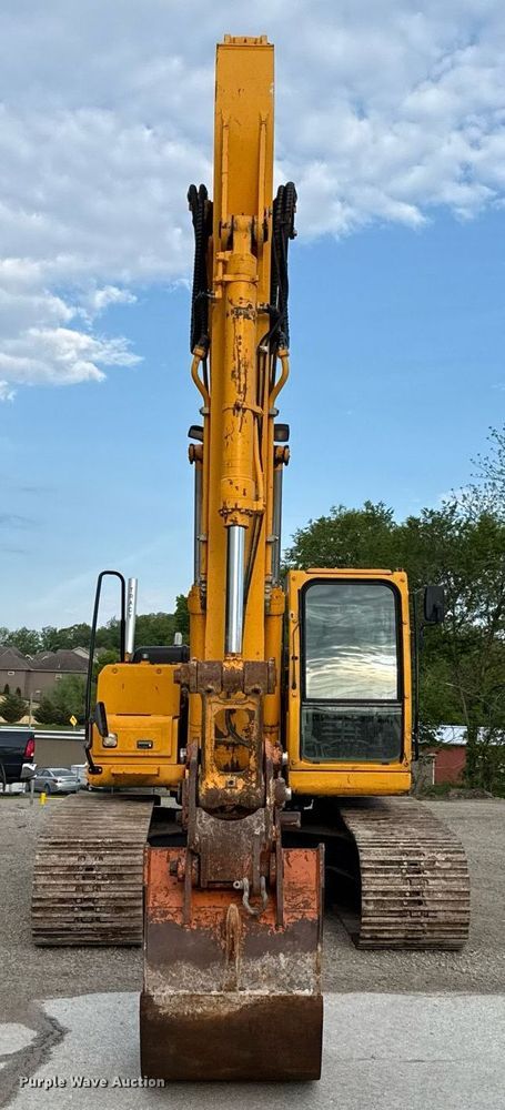 image for item DS4285 2005 Hyundia 210LC-7 excavator