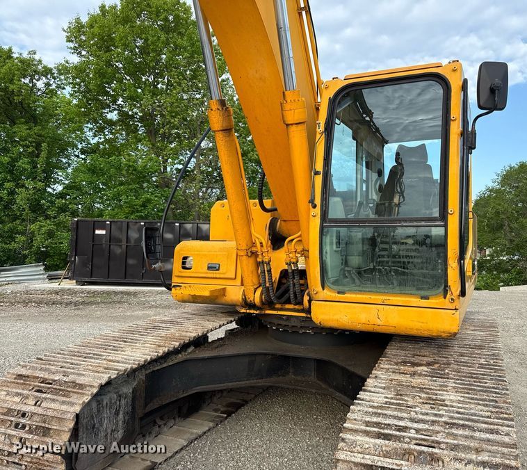 image for item DS4285 2005 Hyundia 210LC-7 excavator