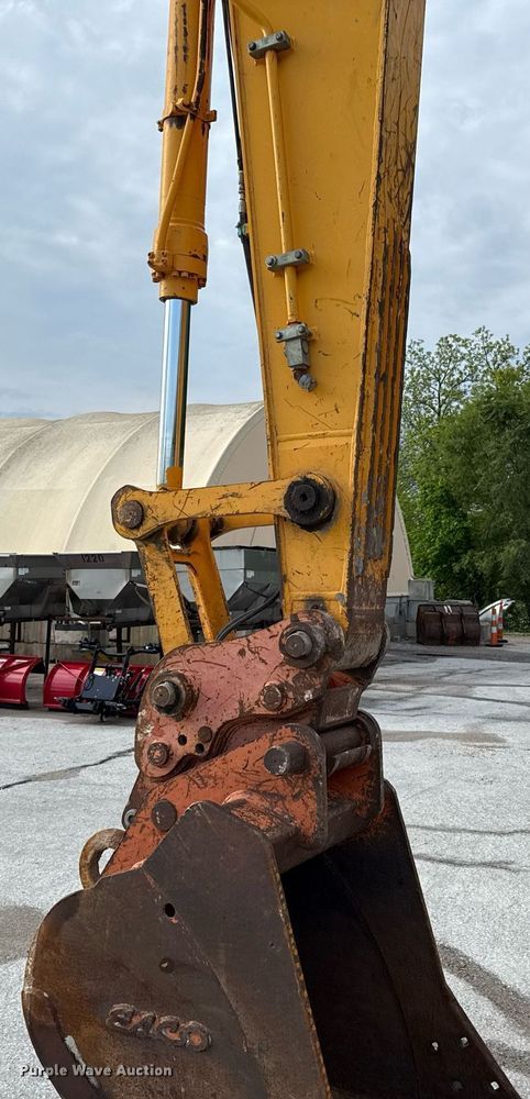 image for item DS4285 2005 Hyundia 210LC-7 excavator