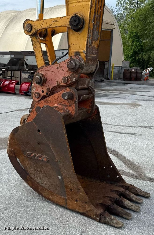 image for item DS4285 2005 Hyundia 210LC-7 excavator