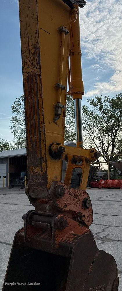 image for item DS4285 2005 Hyundia 210LC-7 excavator