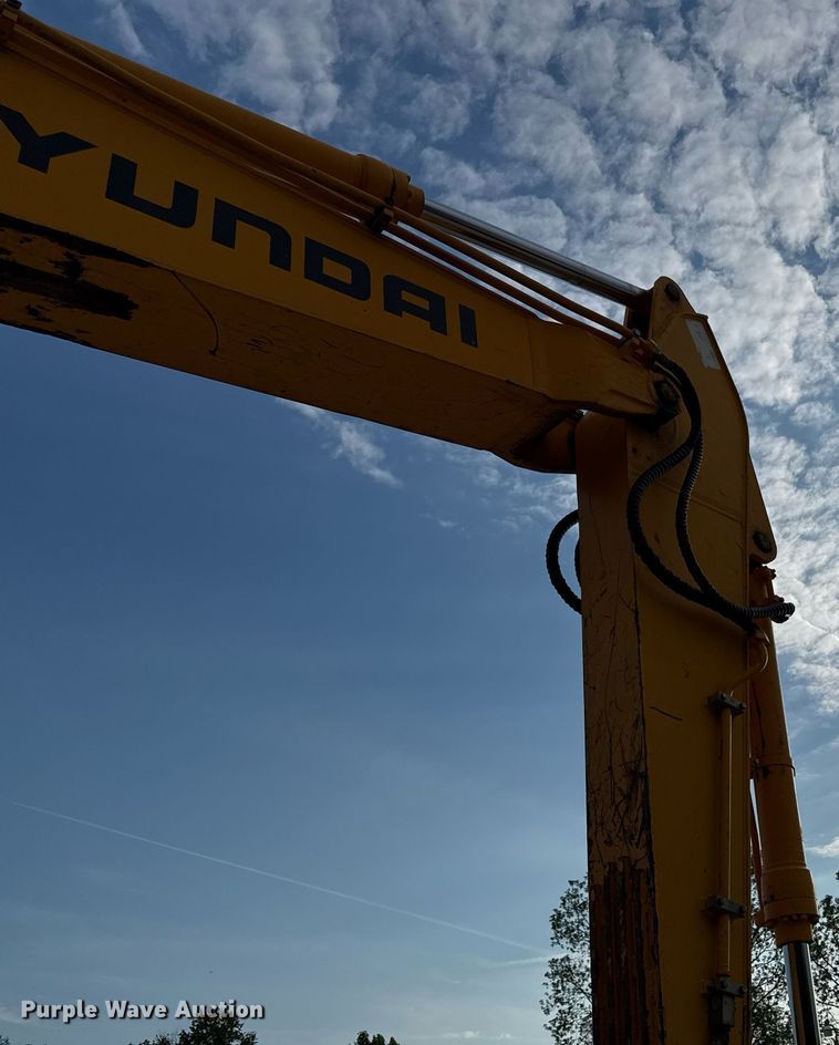 image for item DS4285 2005 Hyundia 210LC-7 excavator