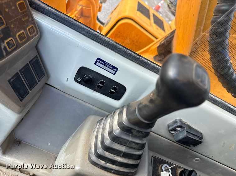 image for item DS4285 2005 Hyundia 210LC-7 excavator