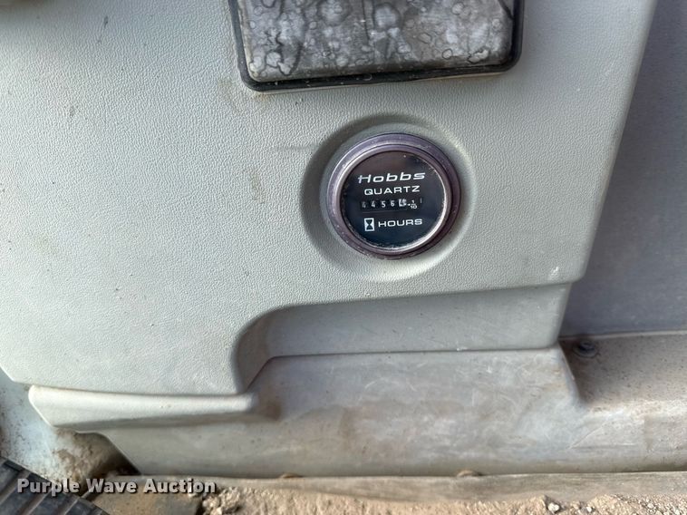 image for item DS4285 2005 Hyundia 210LC-7 excavator