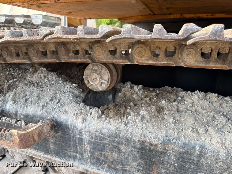 image for item DS4285 2005 Hyundia 210LC-7 excavator