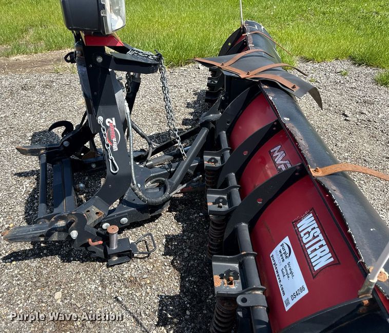 image for item DS4286 Western MVP snow plow