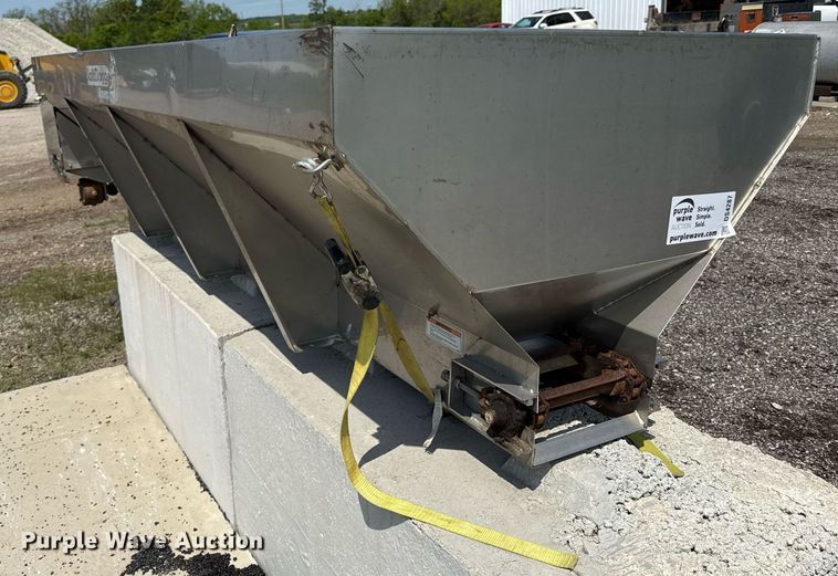 image for item DS4287 Buyers Saltdogg spreader