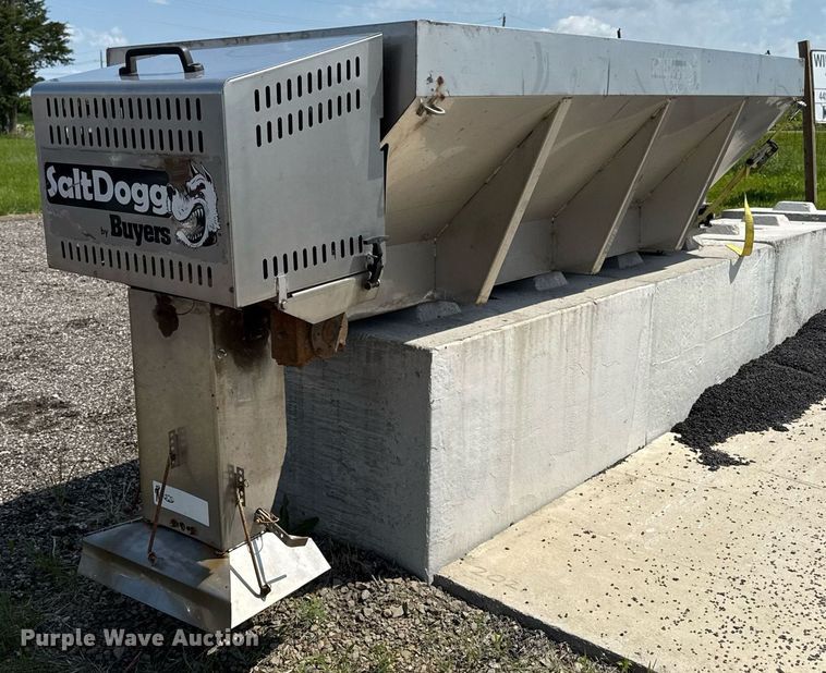 image for item DS4287 Buyers Saltdogg spreader