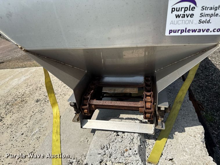 image for item DS4287 Buyers Saltdogg spreader