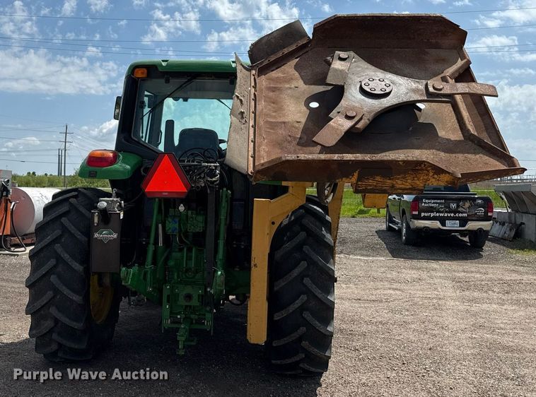 image for item DS4288 2016 John Deere 6110M MFWD tractor