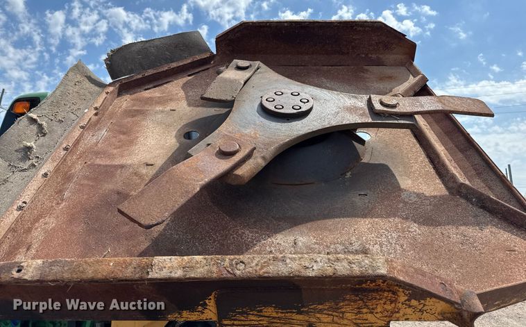 image for item DS4288 2016 John Deere 6110M MFWD tractor