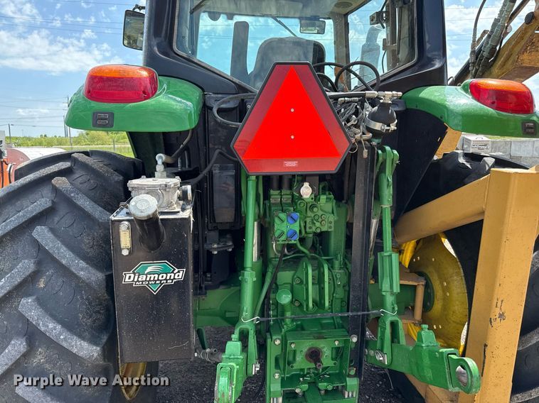 image for item DS4288 2016 John Deere 6110M MFWD tractor