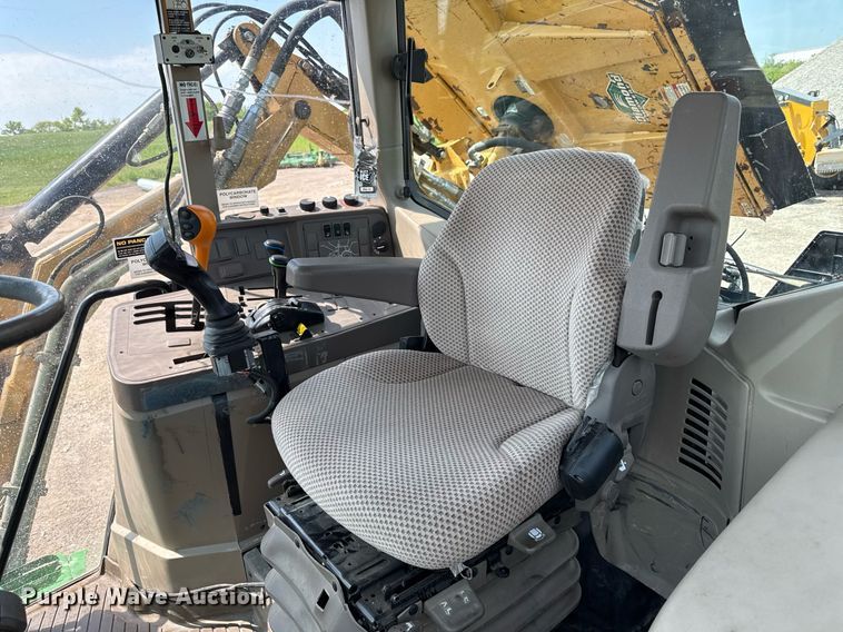 image for item DS4288 2016 John Deere 6110M MFWD tractor