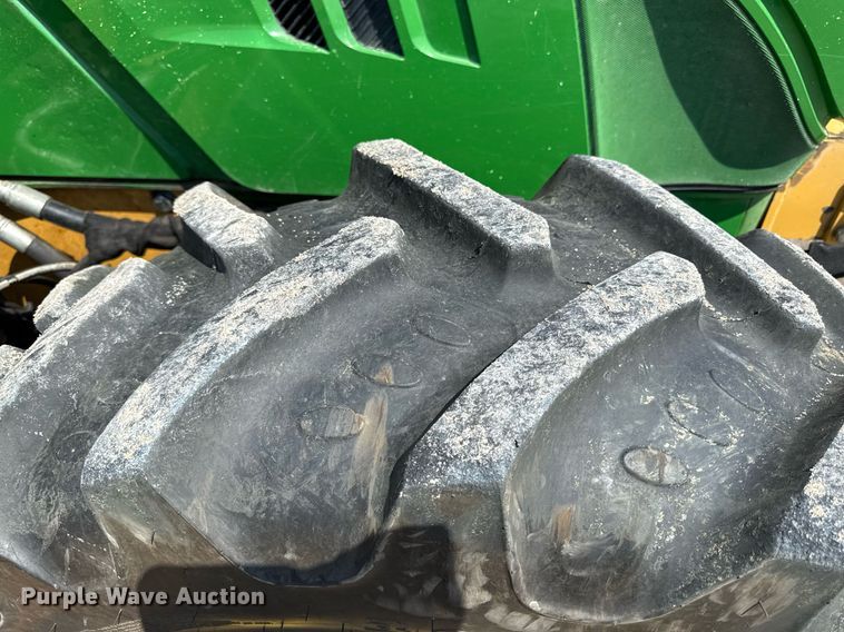 image for item DS4288 2016 John Deere 6110M MFWD tractor