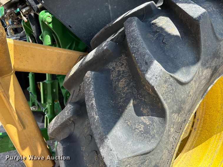 image for item DS4288 2016 John Deere 6110M MFWD tractor